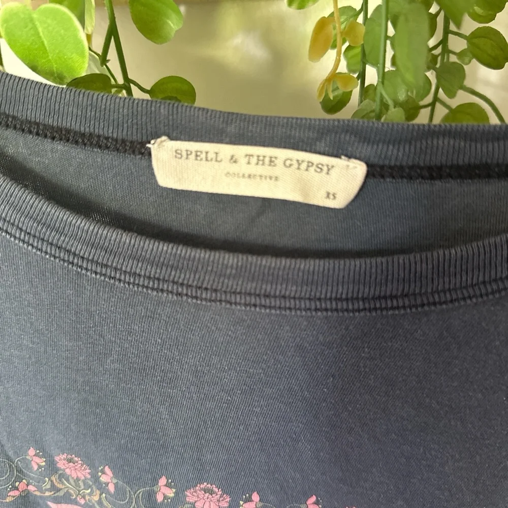 Spell Black Graphic Muscle Tee - Picture 2 of 3